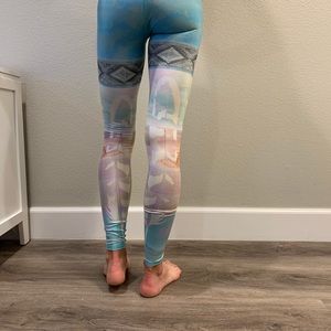Teeki leggings